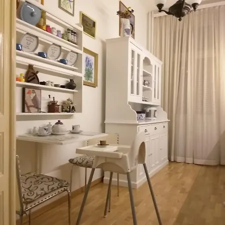 Retro Big Apartment With Two Balconies And Lift Karlovy Vary Exterior photo